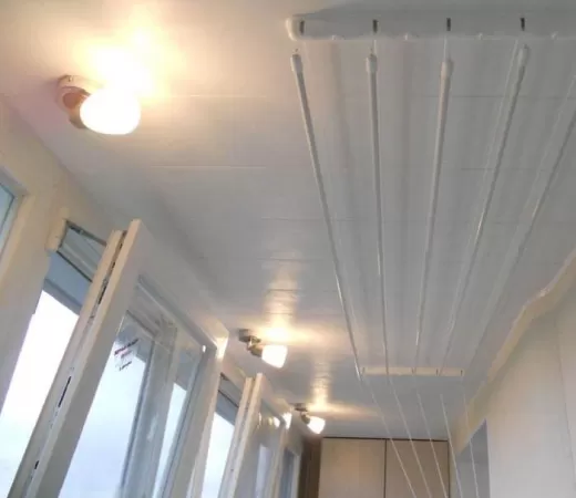 Установка потолочного освещения на балкон в Москве