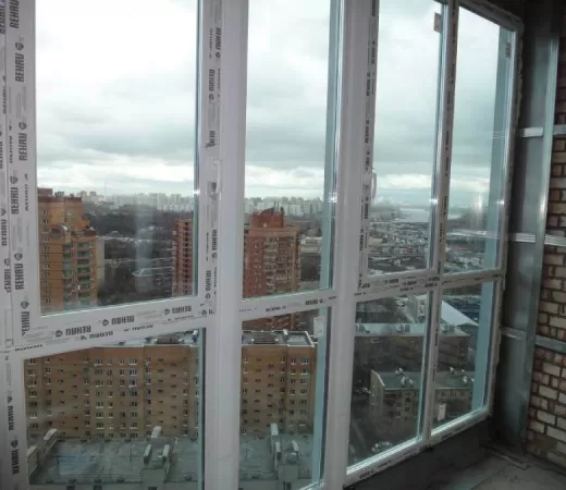 Французское остекление балконов и лоджий в Москве