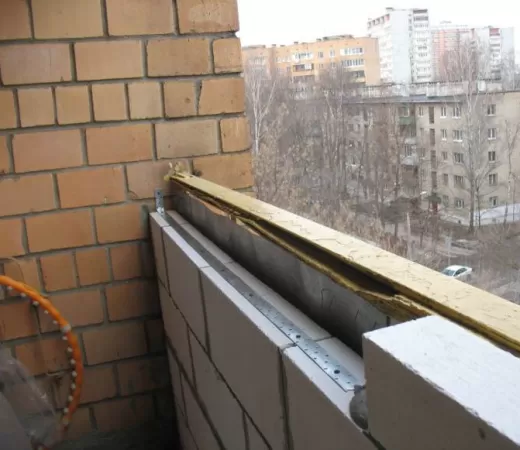 Кладка пеноблоков на лоджии в Москве