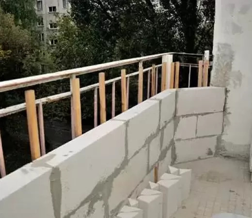 Кладка пеноблоков на балконе 5 кв. м. в Москве